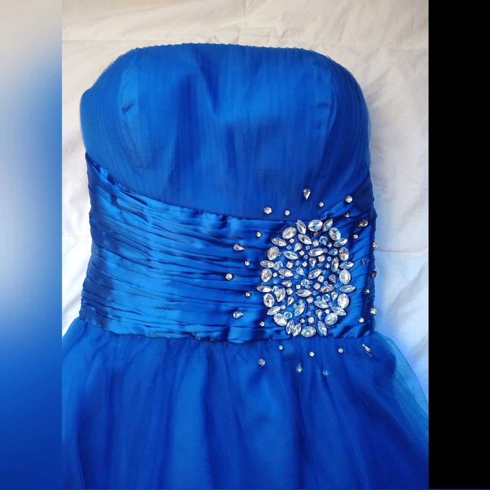 Graduation Dress - Picture 2 of 8